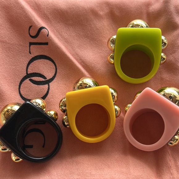 New!! Set of Resin chunky Rings - Picture 11 of 11